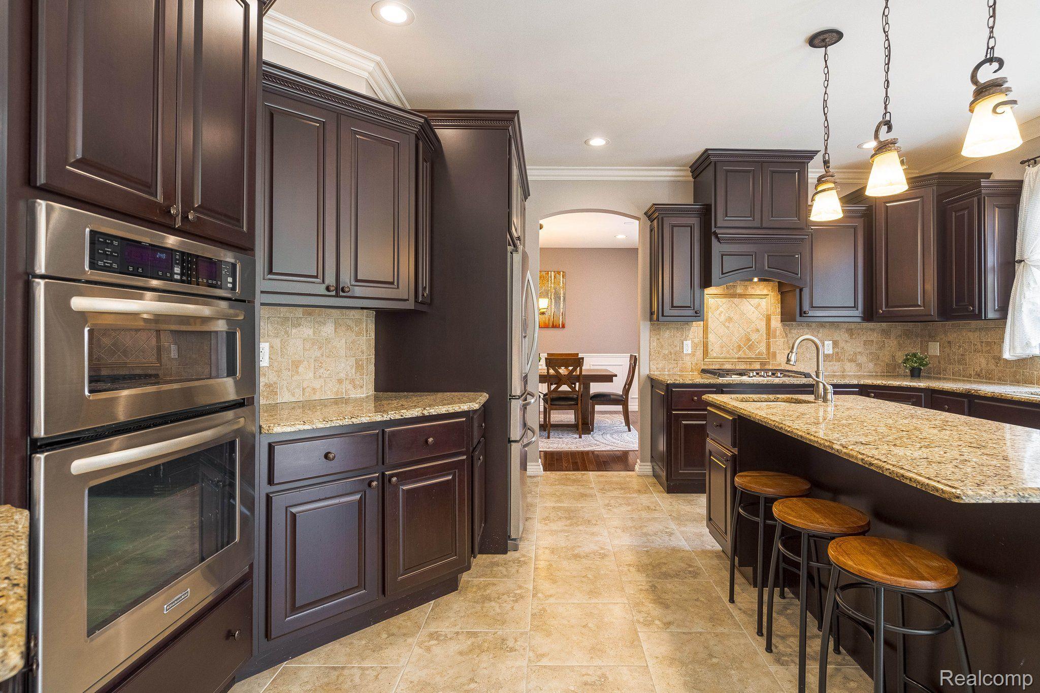 4906 Stonehenge Drive