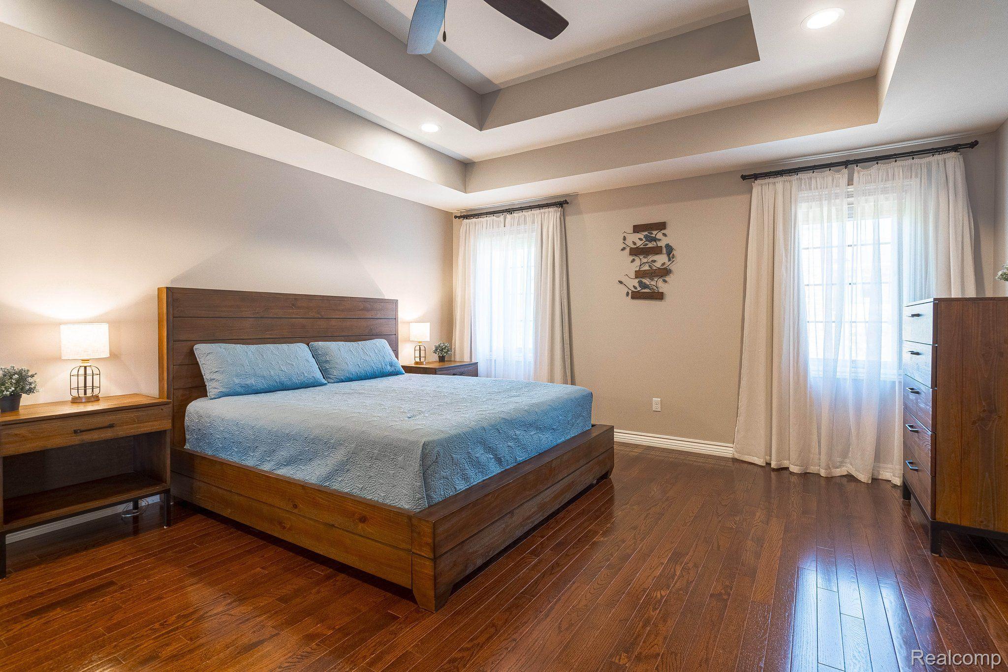 4906 Stonehenge Drive