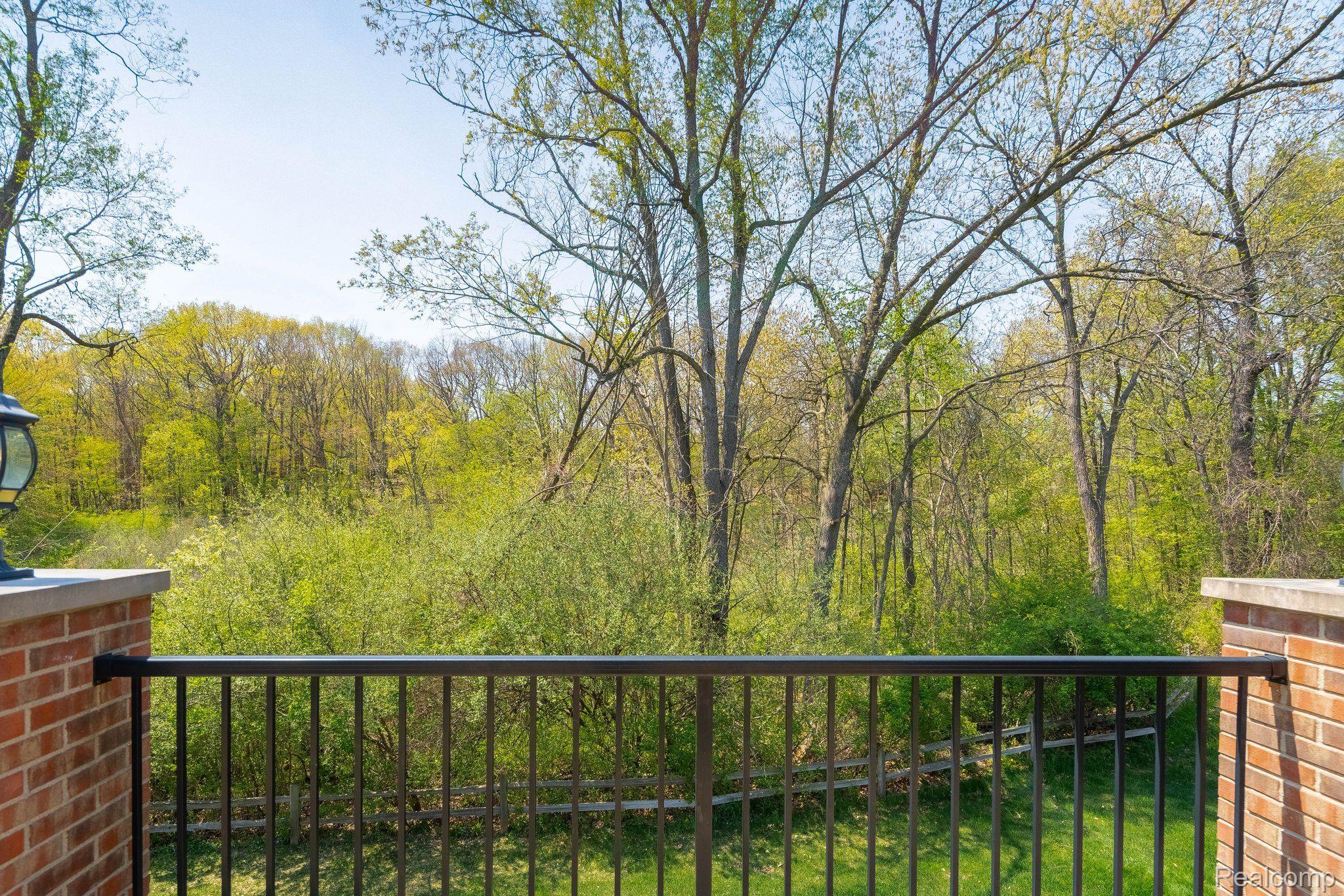 4906 Stonehenge Drive