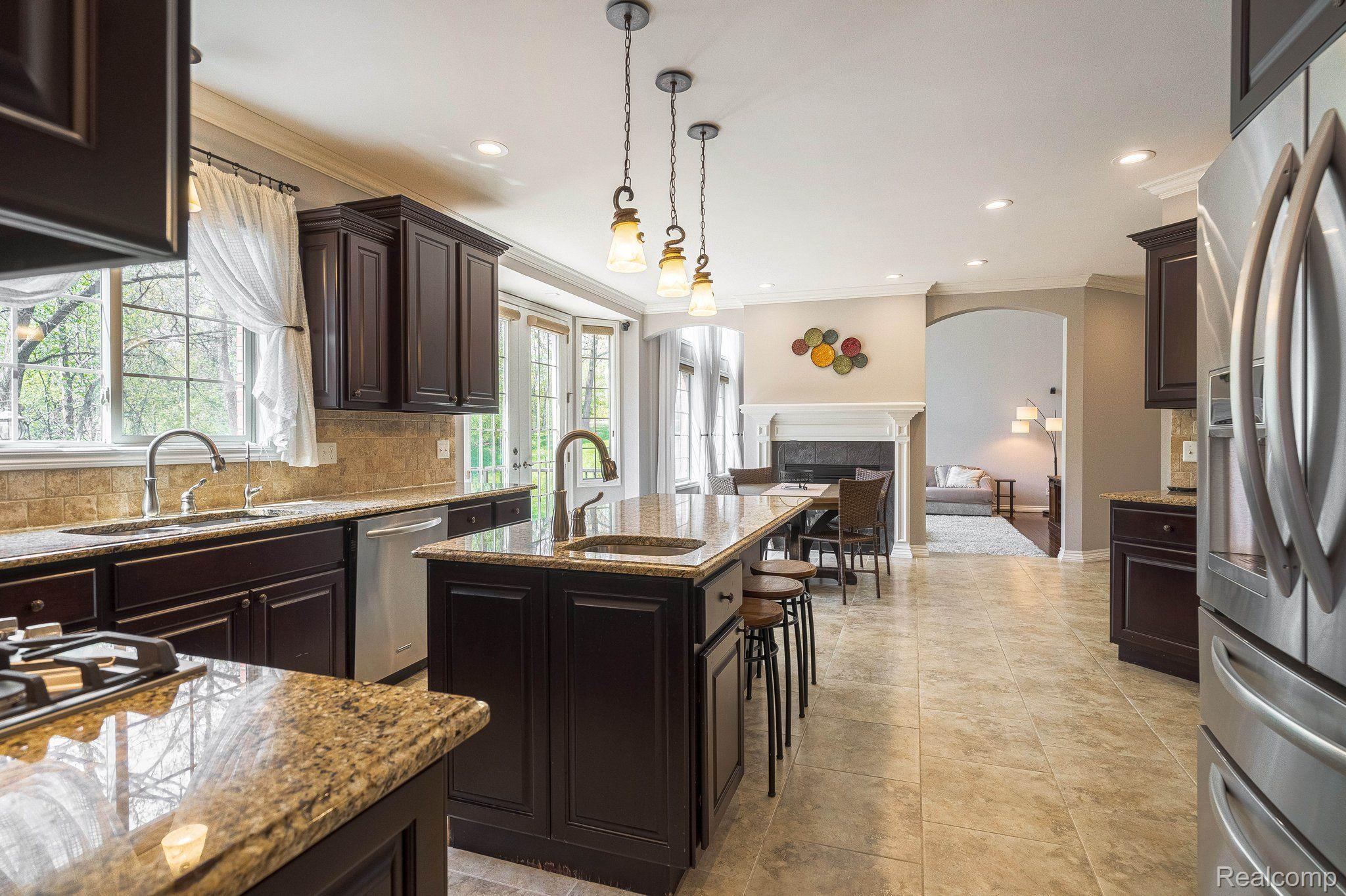 4906 Stonehenge Drive