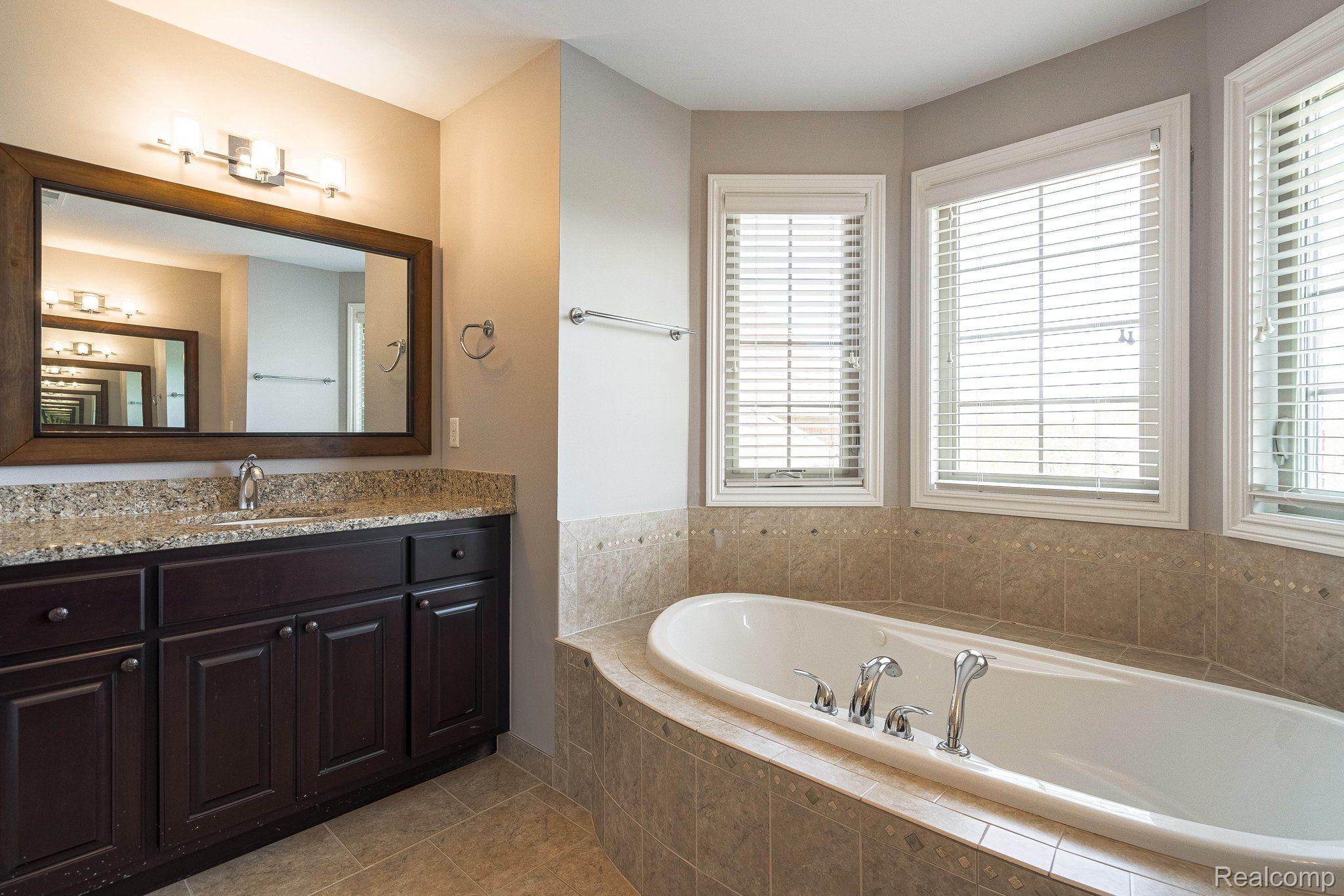 4906 Stonehenge Drive