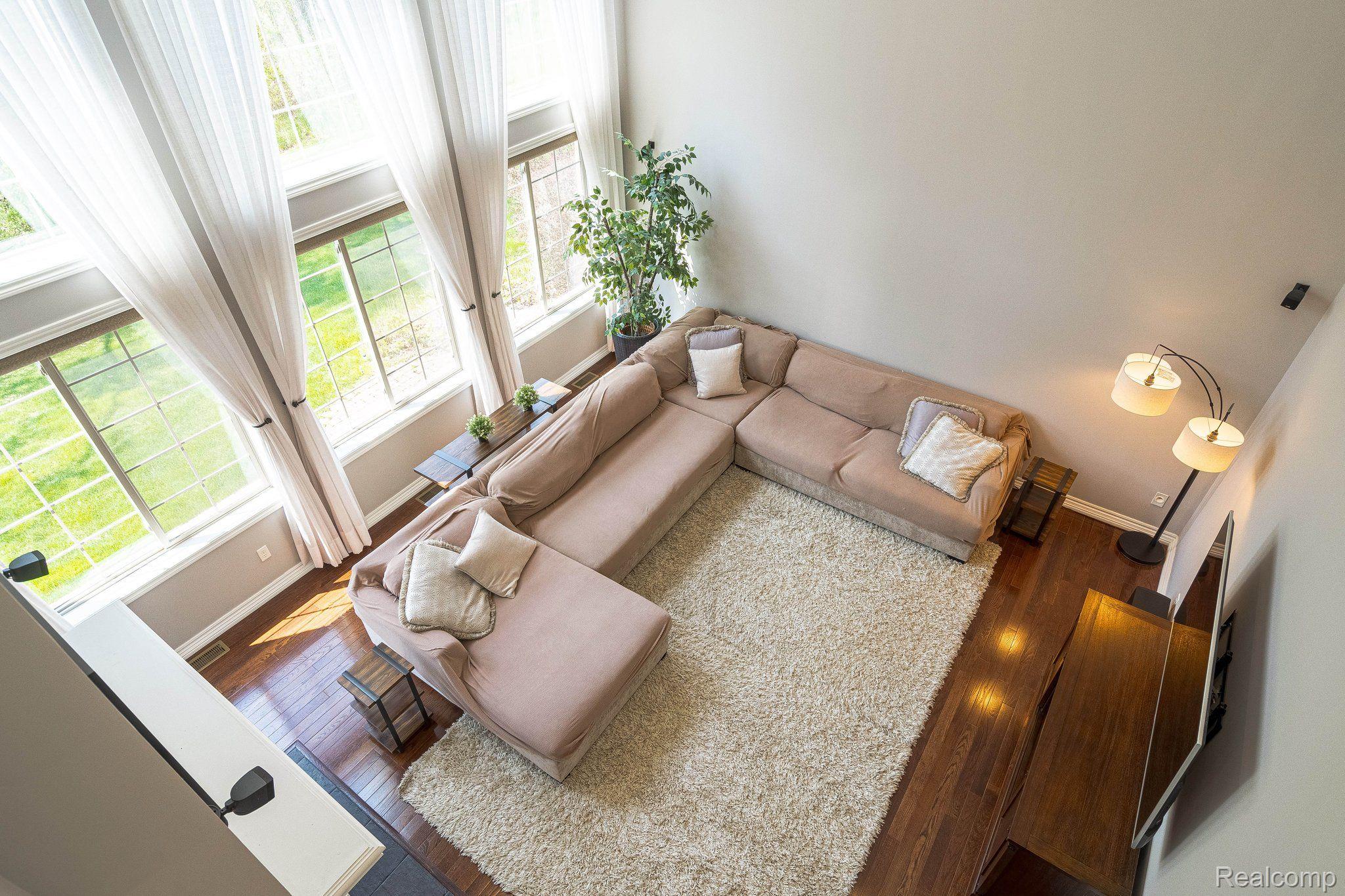 4906 Stonehenge Drive