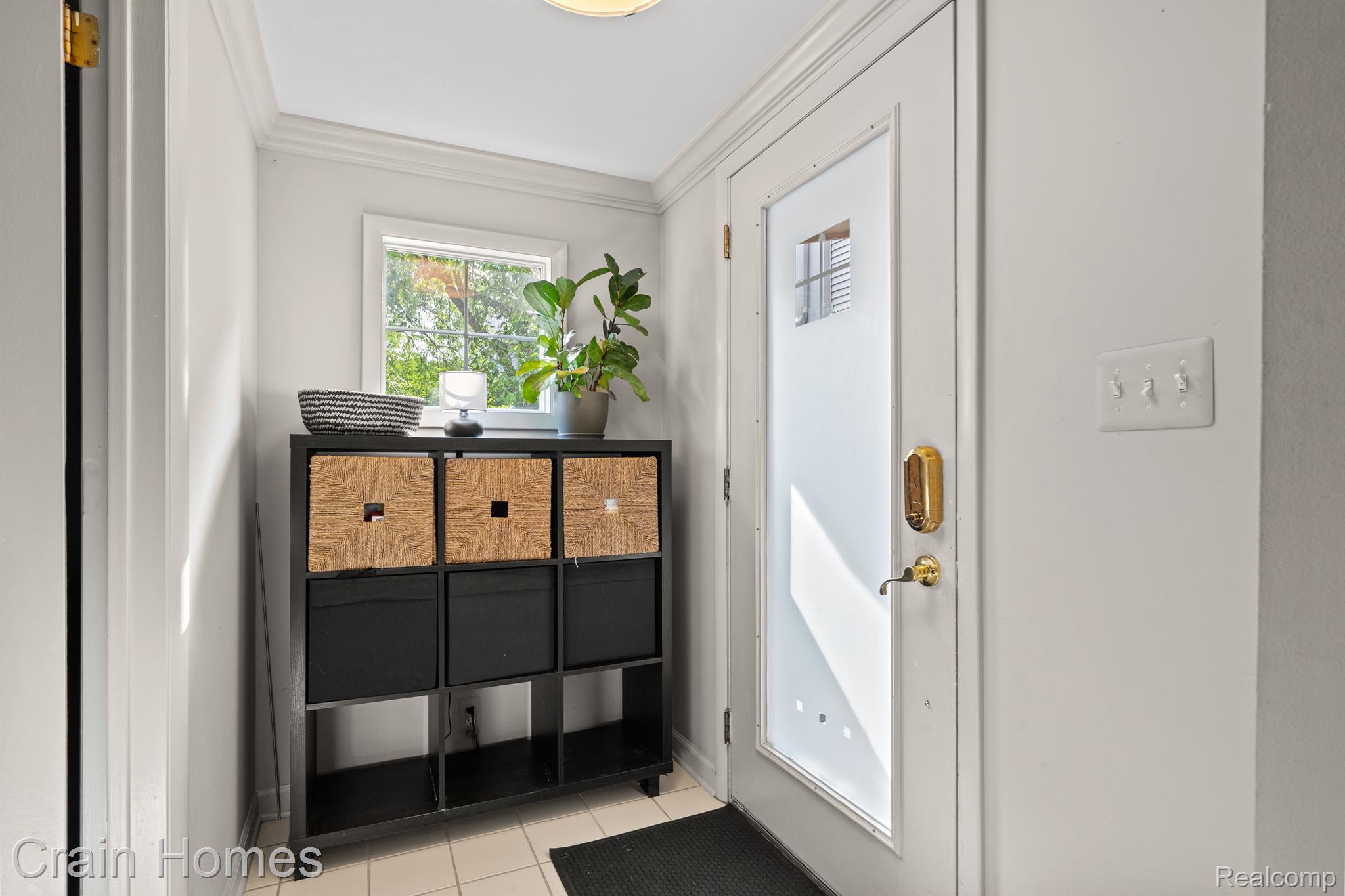 1057 N OLD WOODWARD Avenue