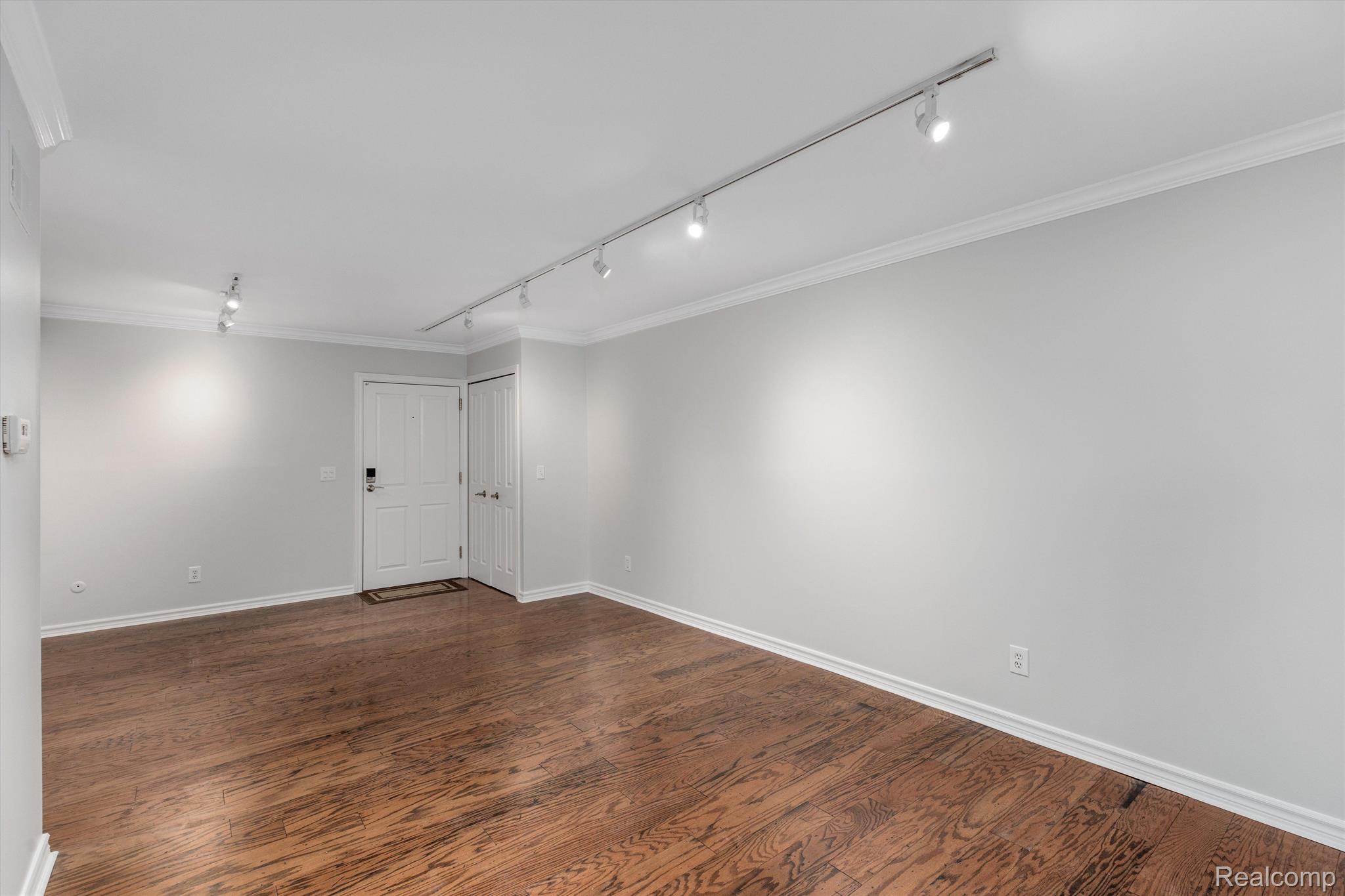 662 PURDY Street 102