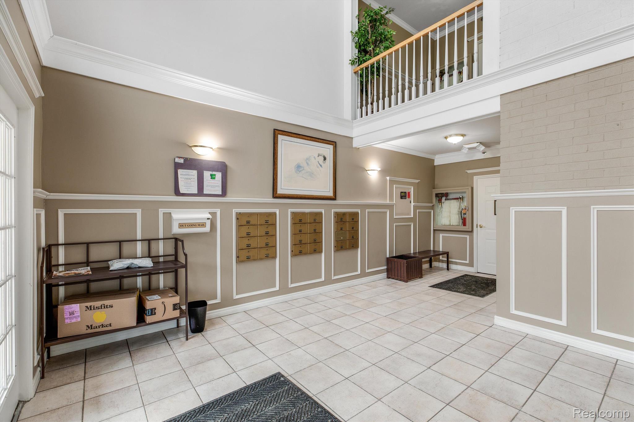 662 PURDY Street 102