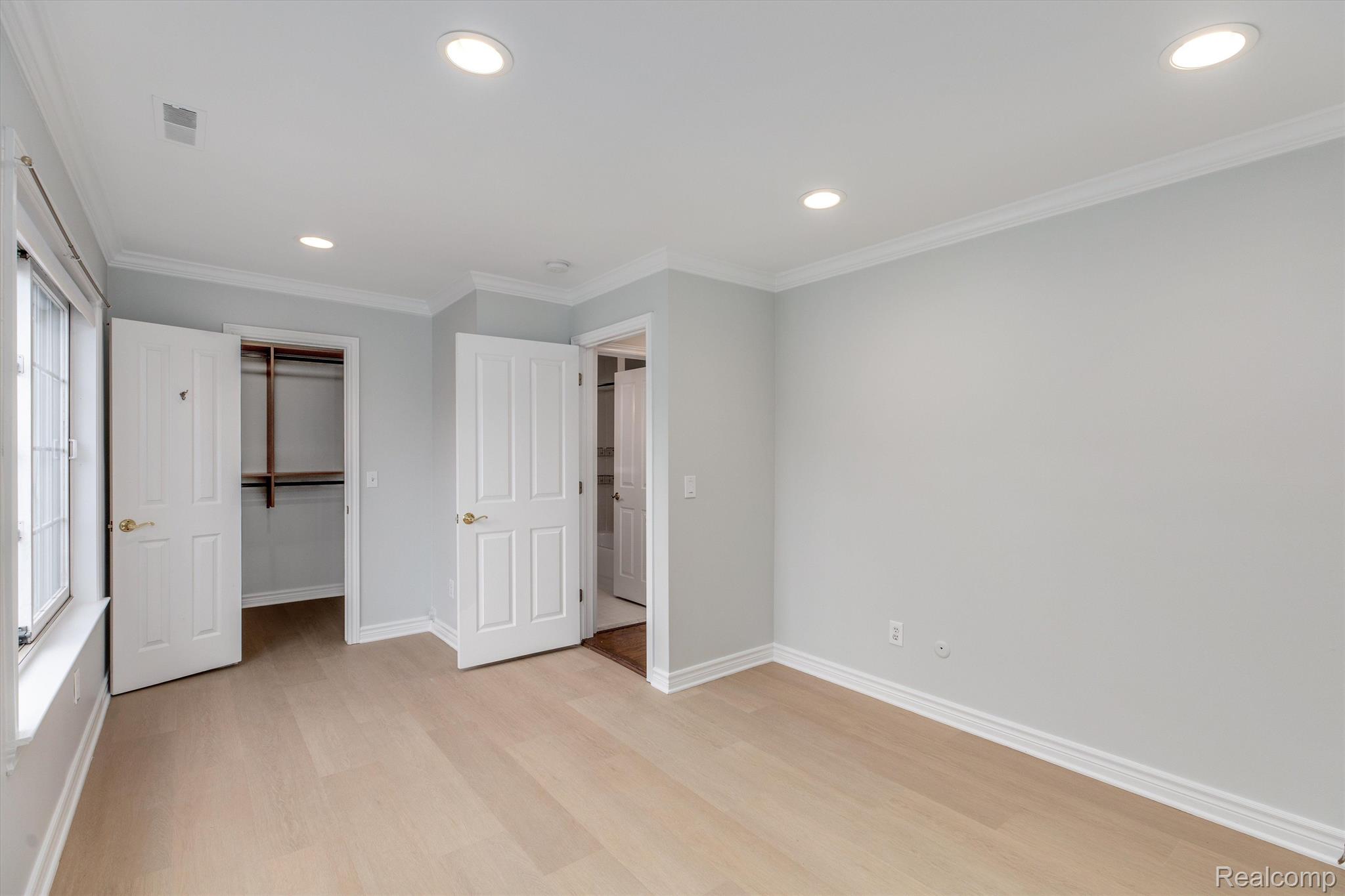 662 PURDY Street 102