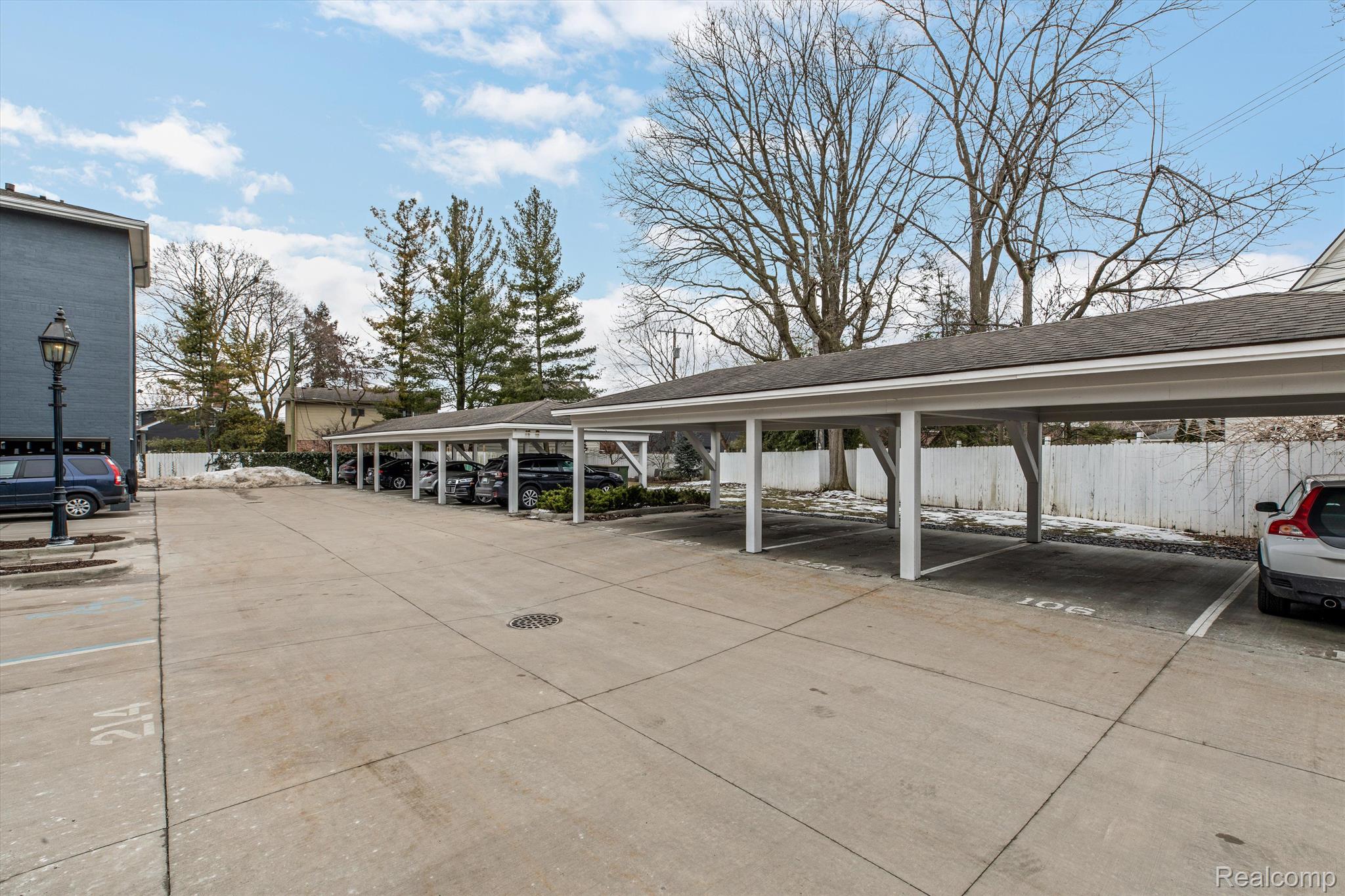 662 PURDY Street 102