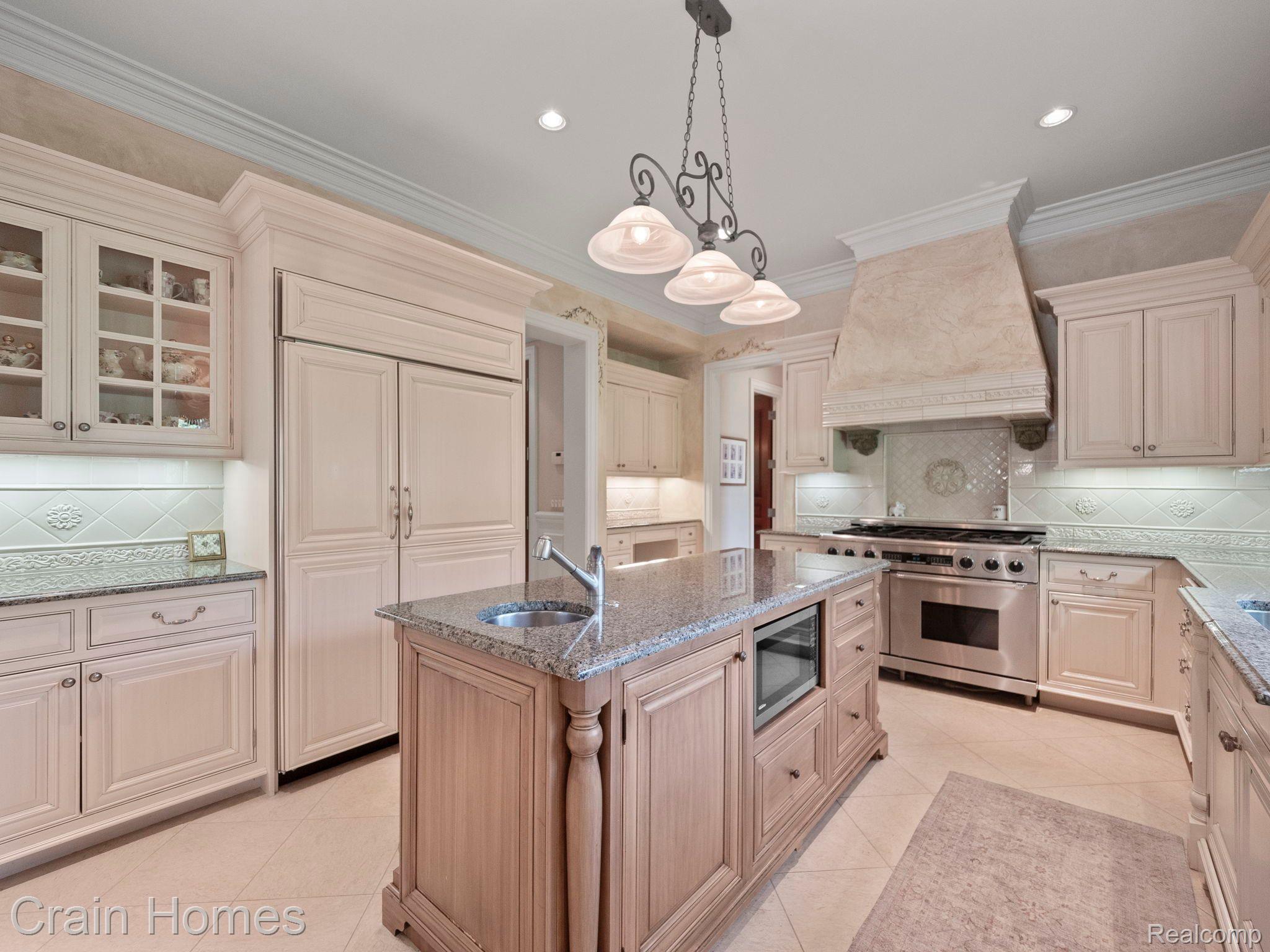 3418 WESTCHESTER Road