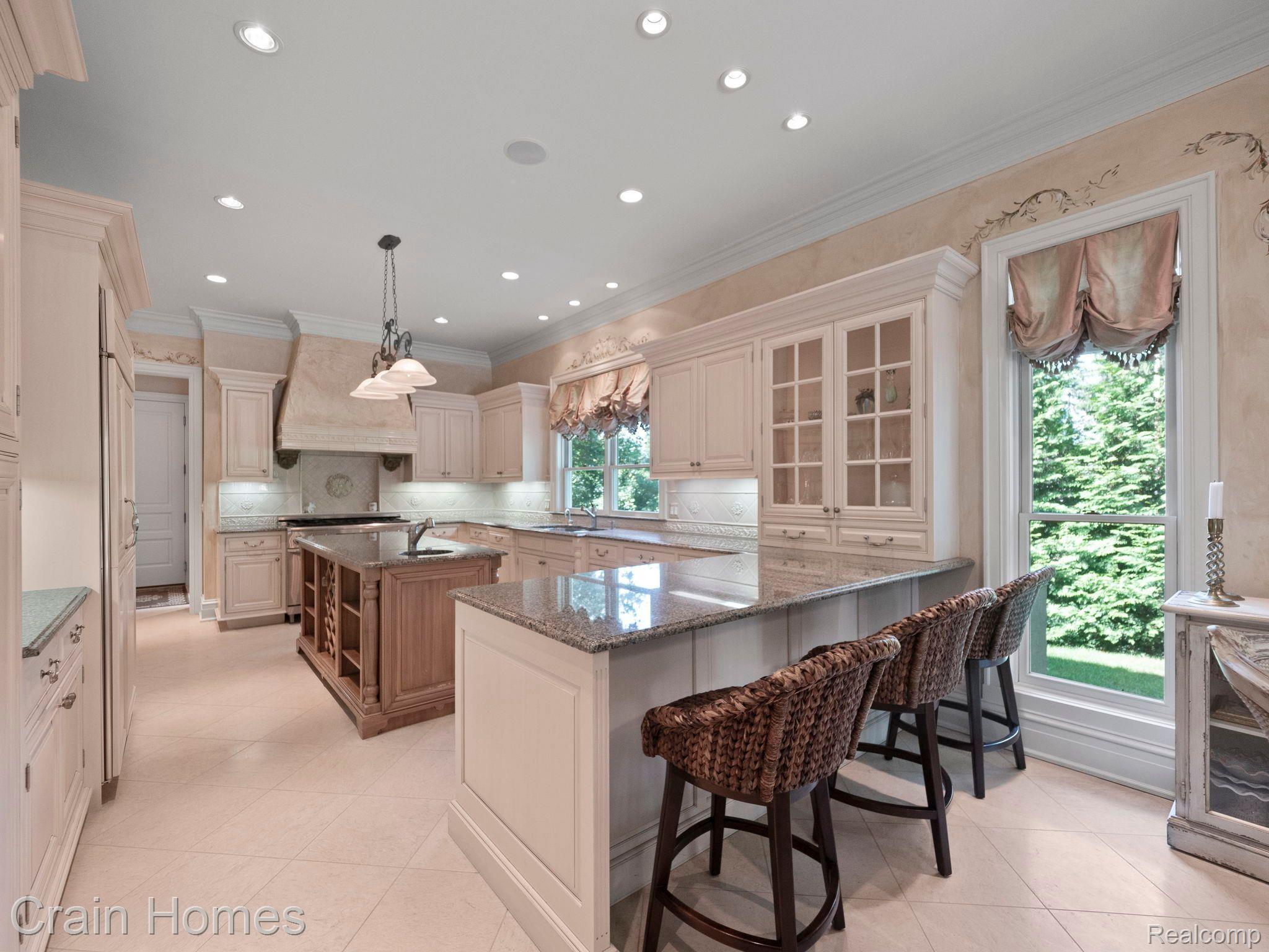 3418 WESTCHESTER Road