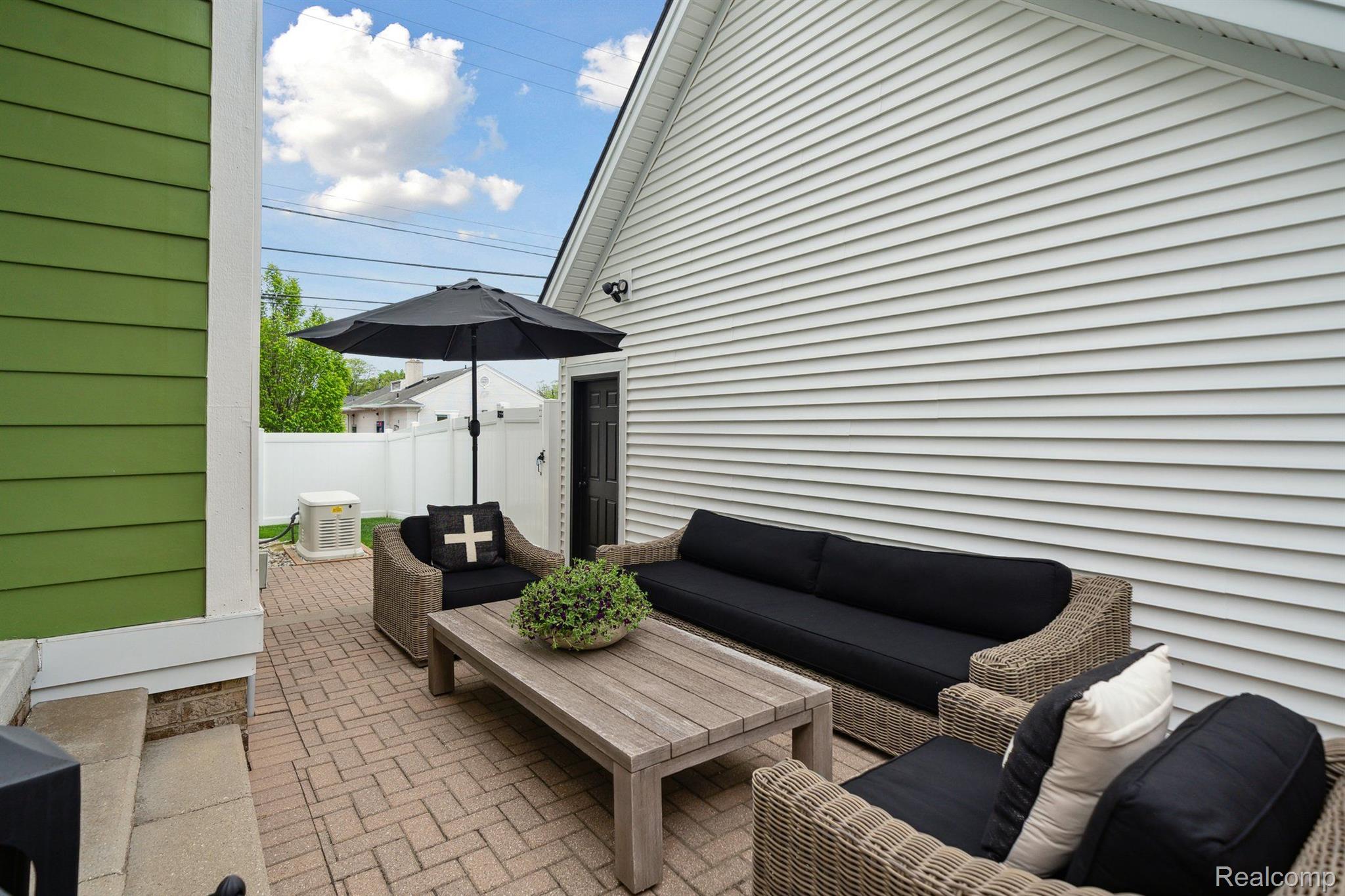 1992 SHIPMAN Boulevard