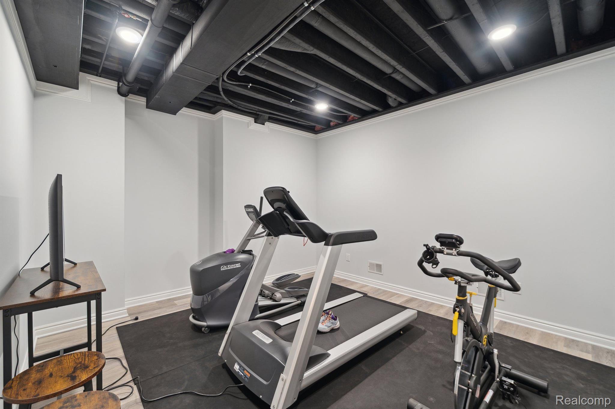 1992 SHIPMAN Boulevard