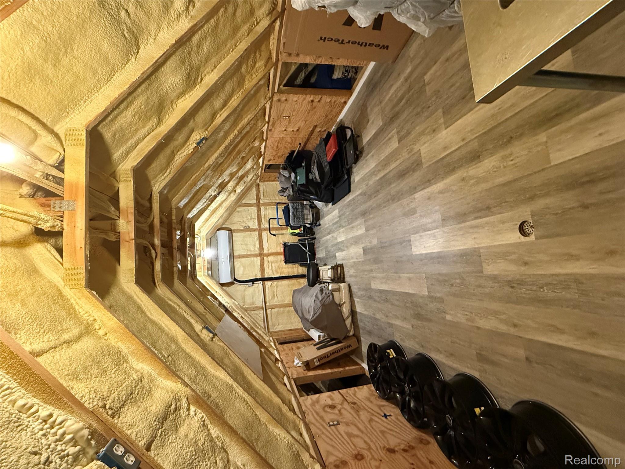 1992 SHIPMAN Boulevard