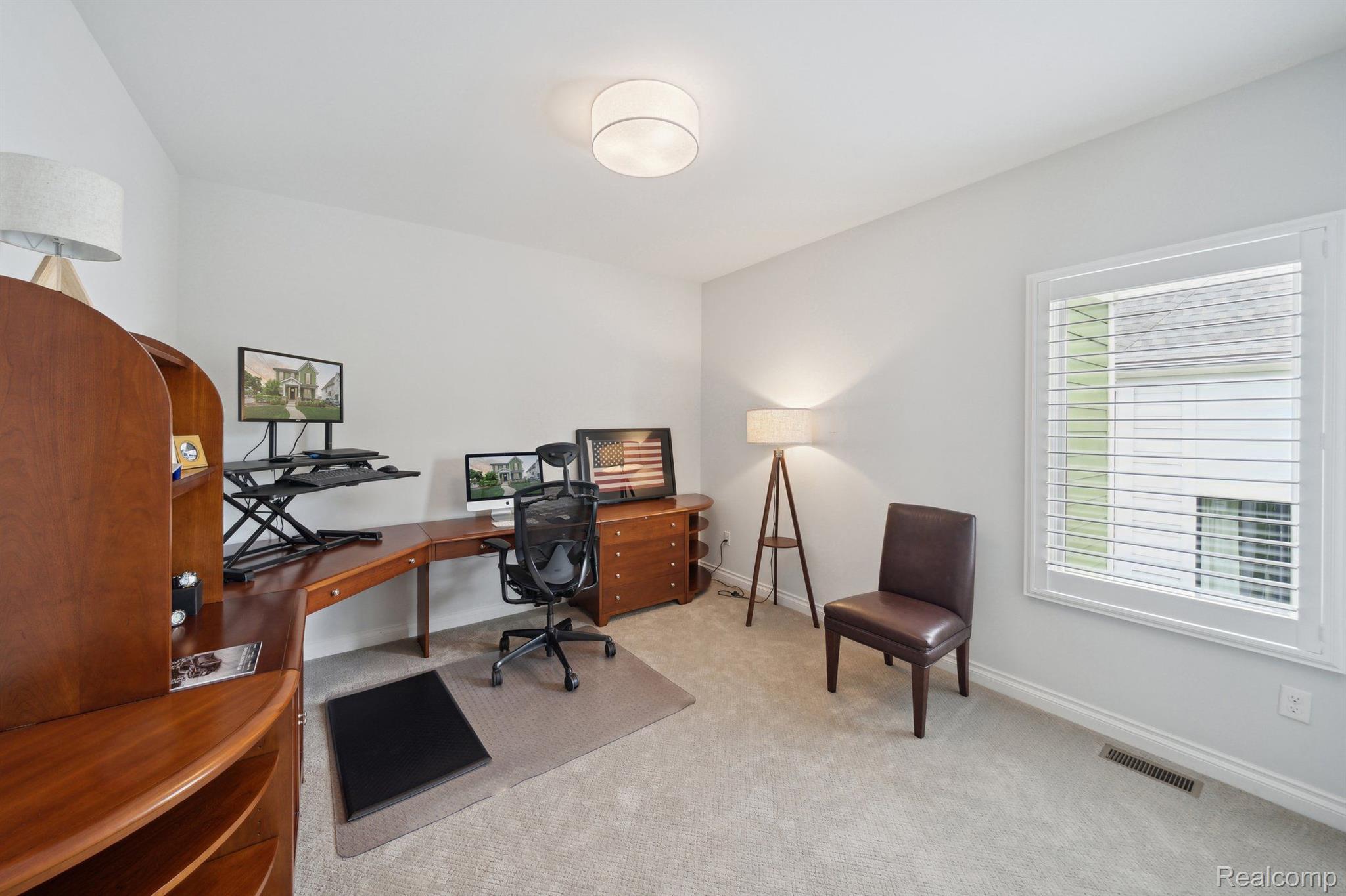 1992 SHIPMAN Boulevard