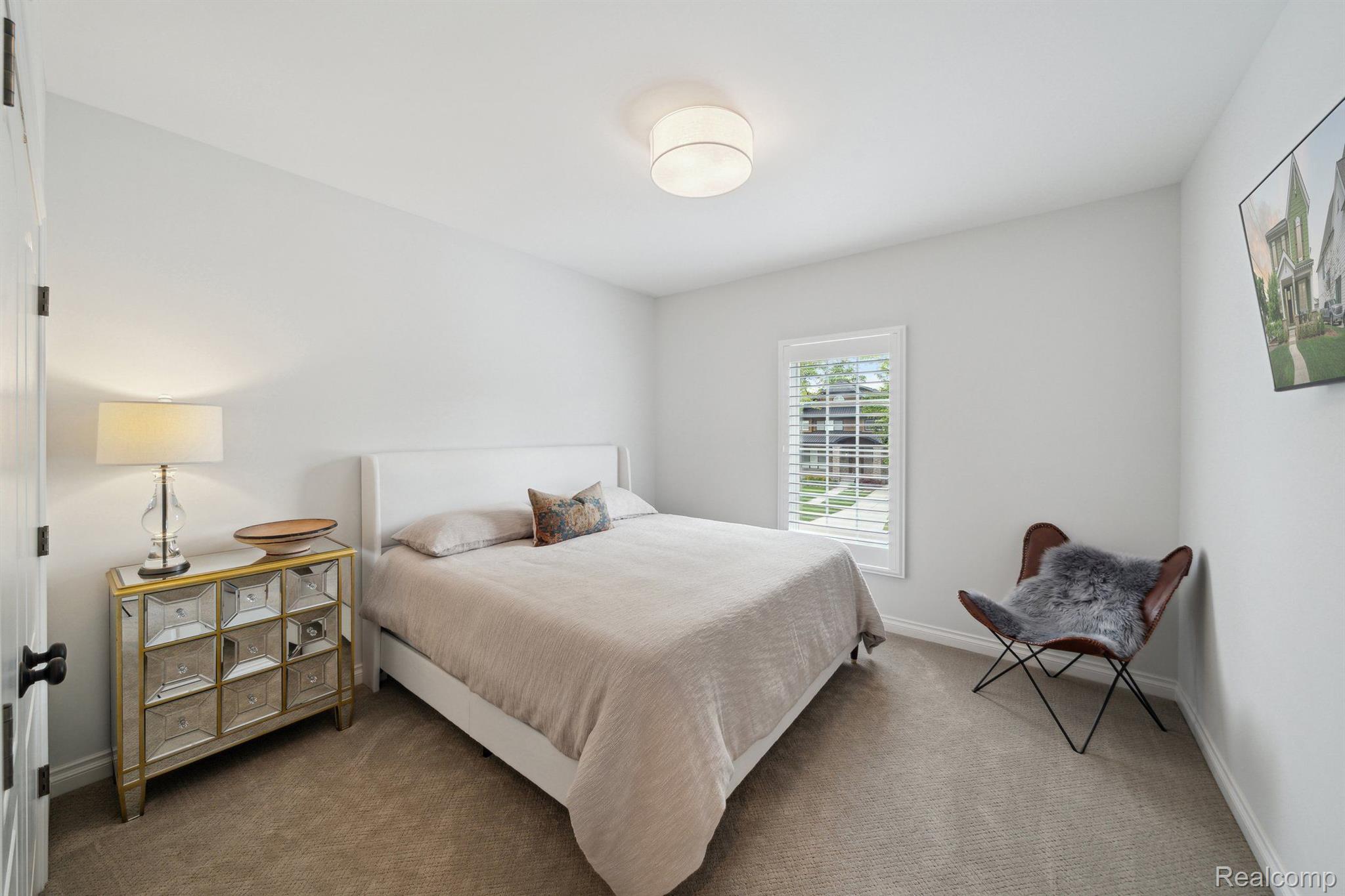 1992 SHIPMAN Boulevard