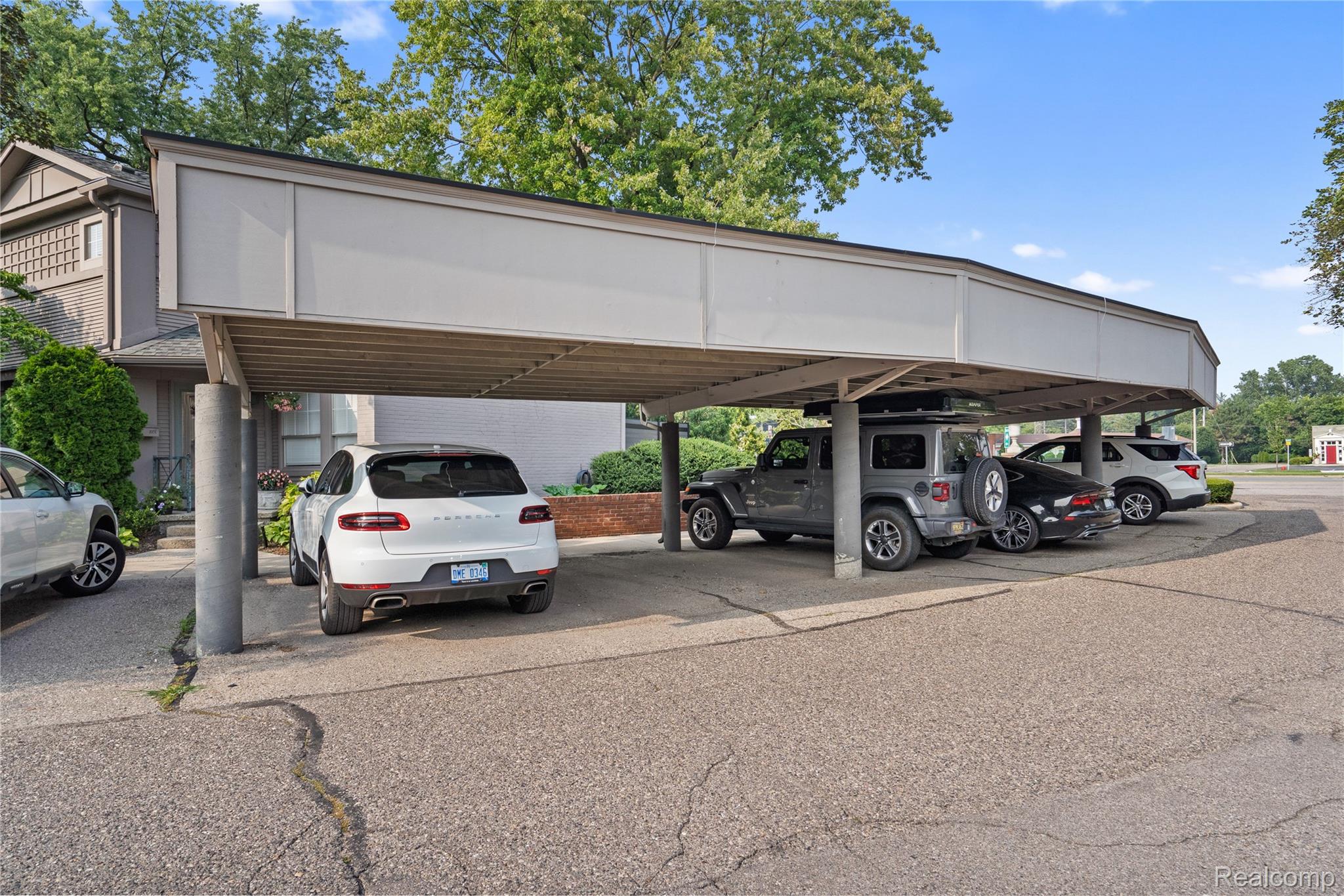 1057 N Old Woodward Avenue
