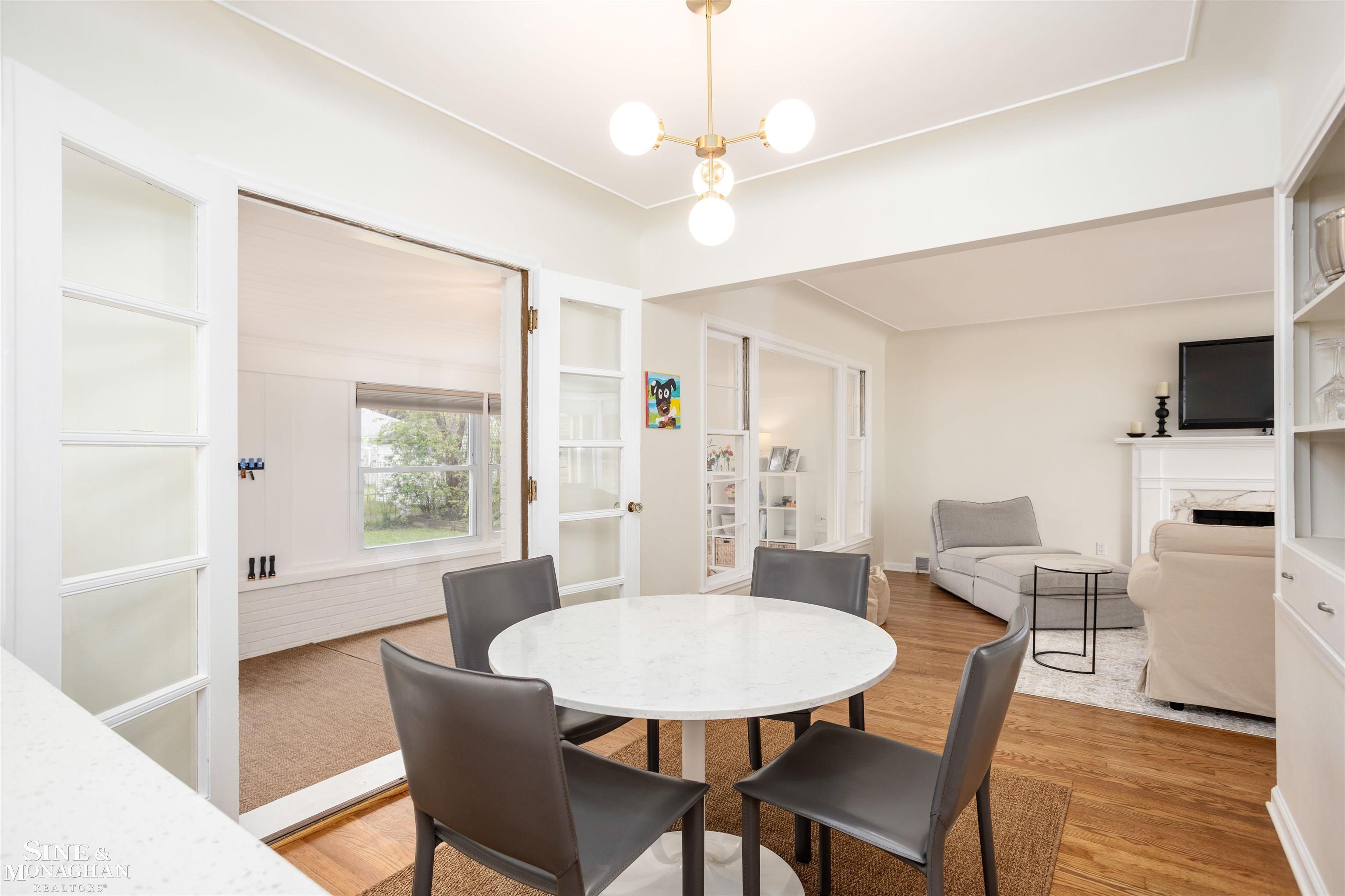 484 Bournemouth Circle
