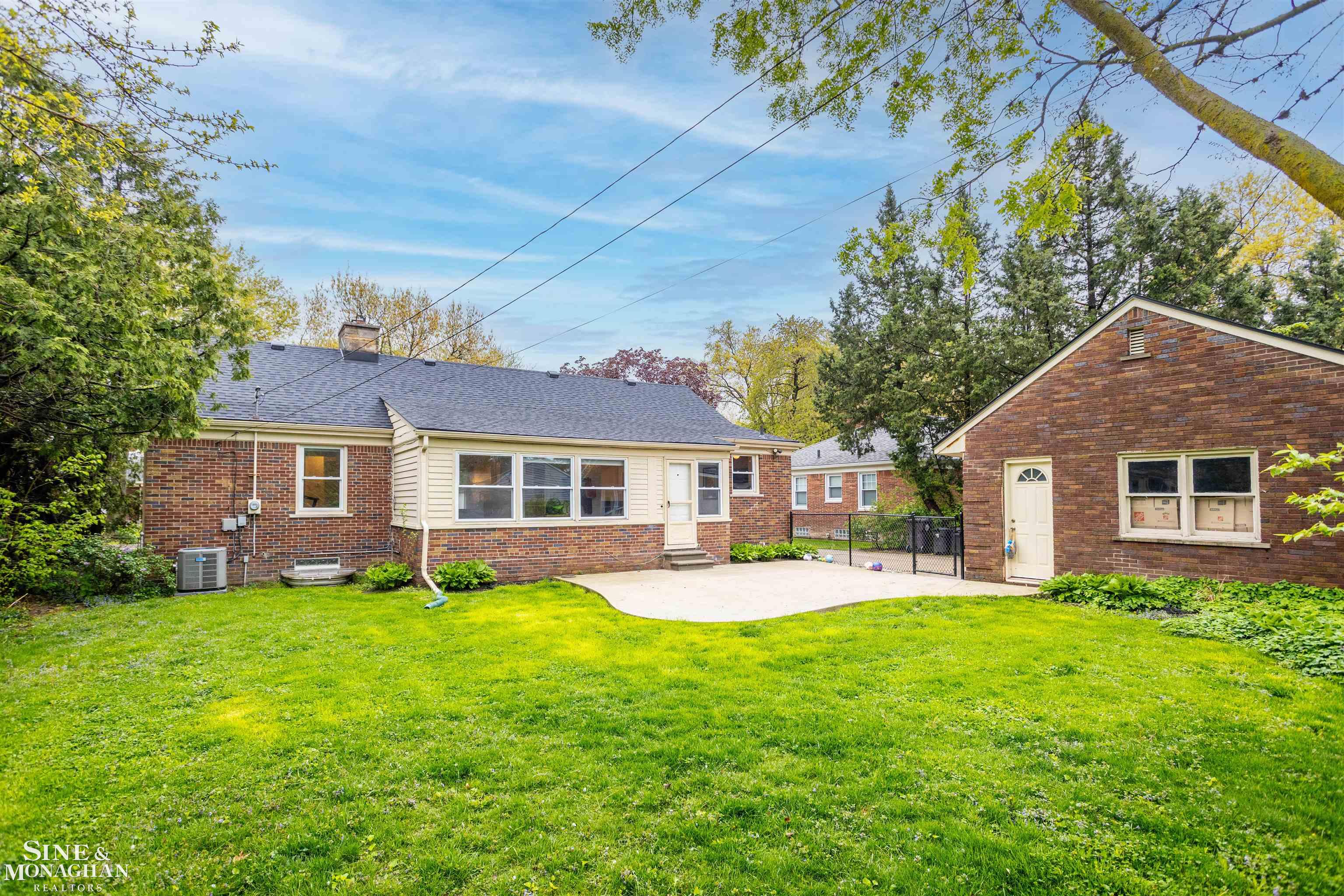 484 Bournemouth Circle