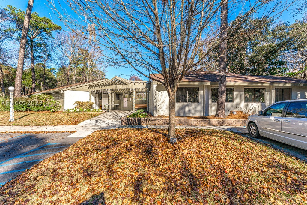 96 Mathews Drive Unit: 74