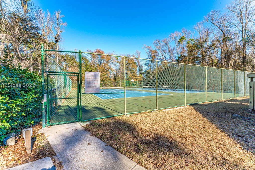 96 Mathews Drive Unit: 74