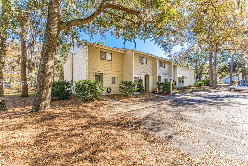 96 Mathews Drive Unit: 74