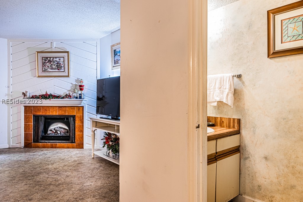 96 Mathews Drive Unit: 74
