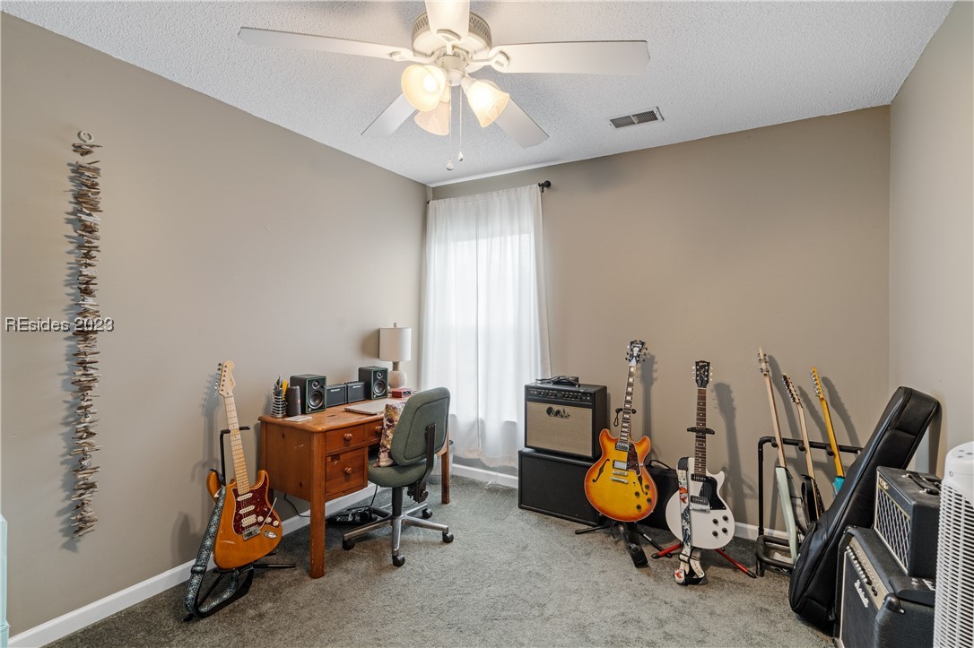 39 E Morningside Drive