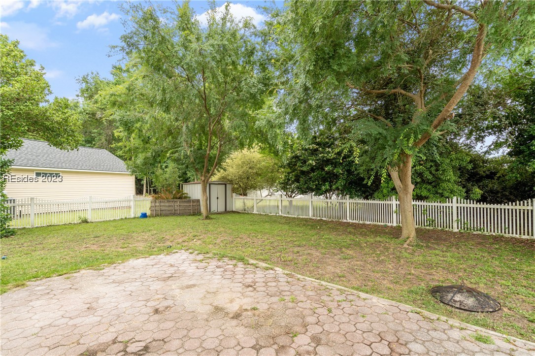 39 E Morningside Drive
