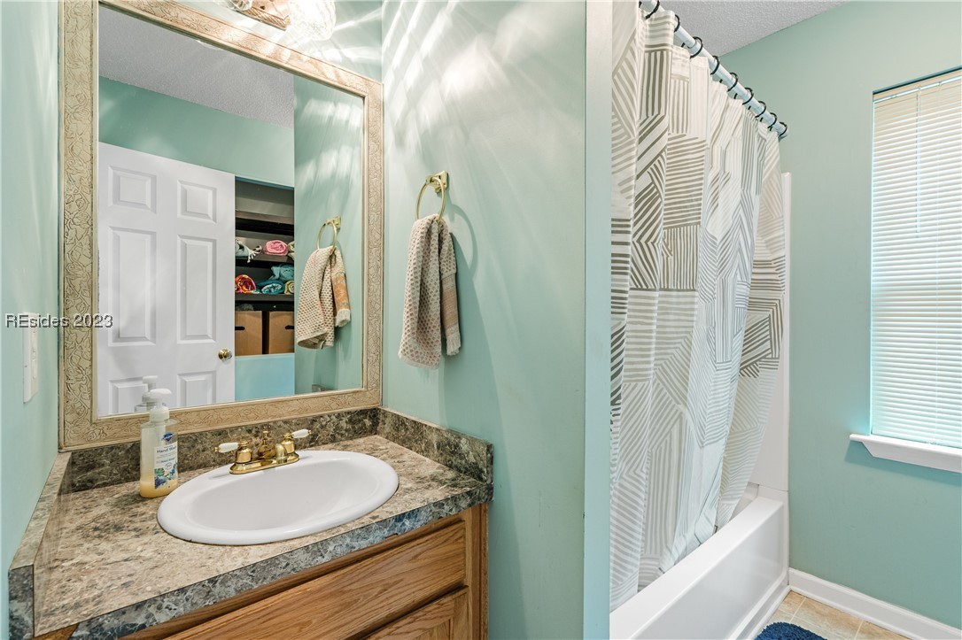 39 E Morningside Drive