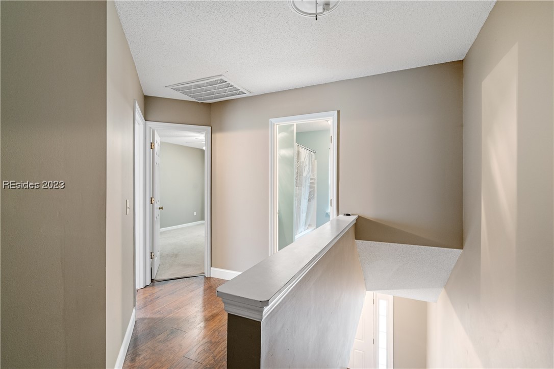 39 E Morningside Drive