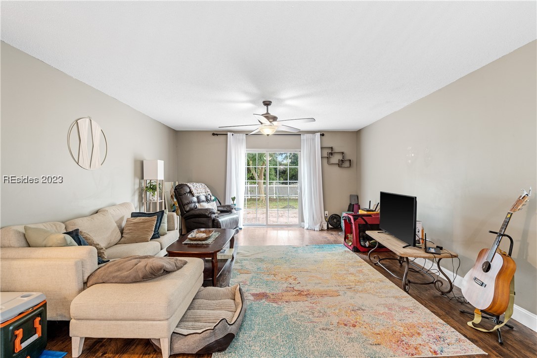 39 E Morningside Drive