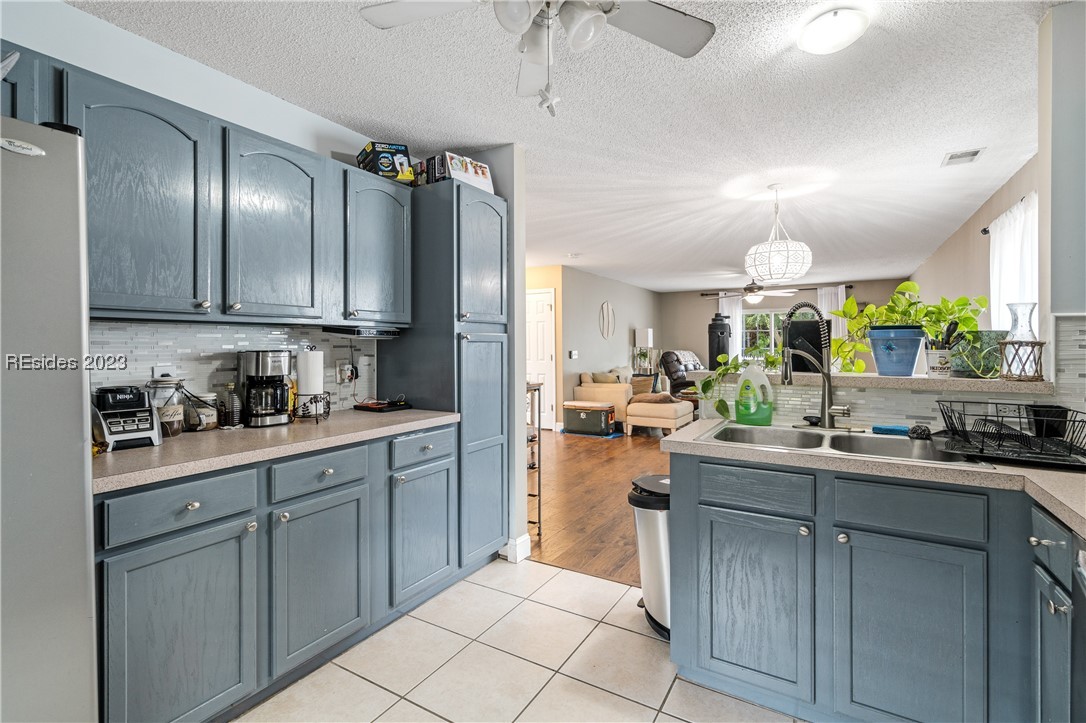 39 E Morningside Drive