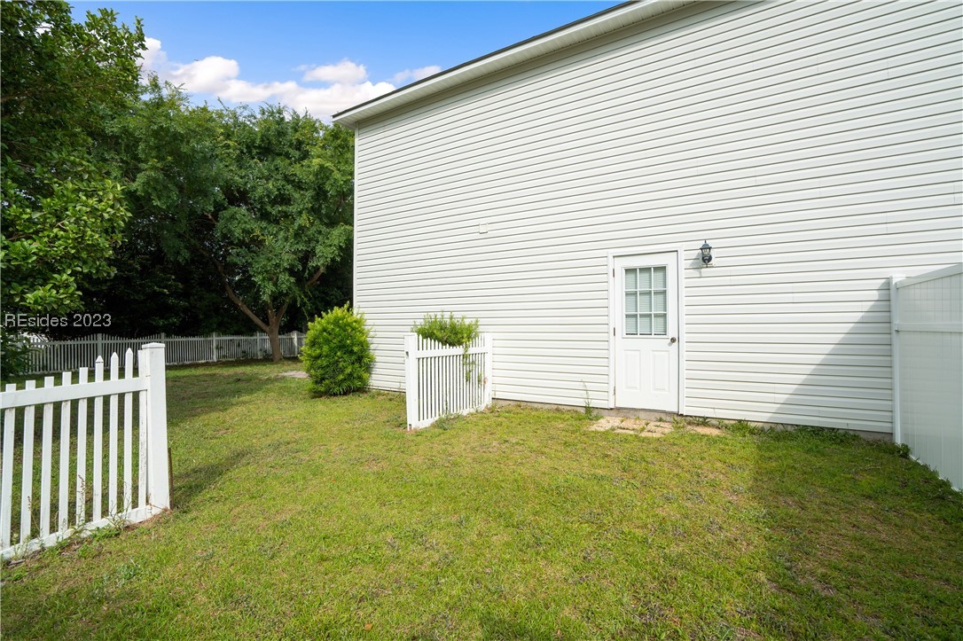39 E Morningside Drive