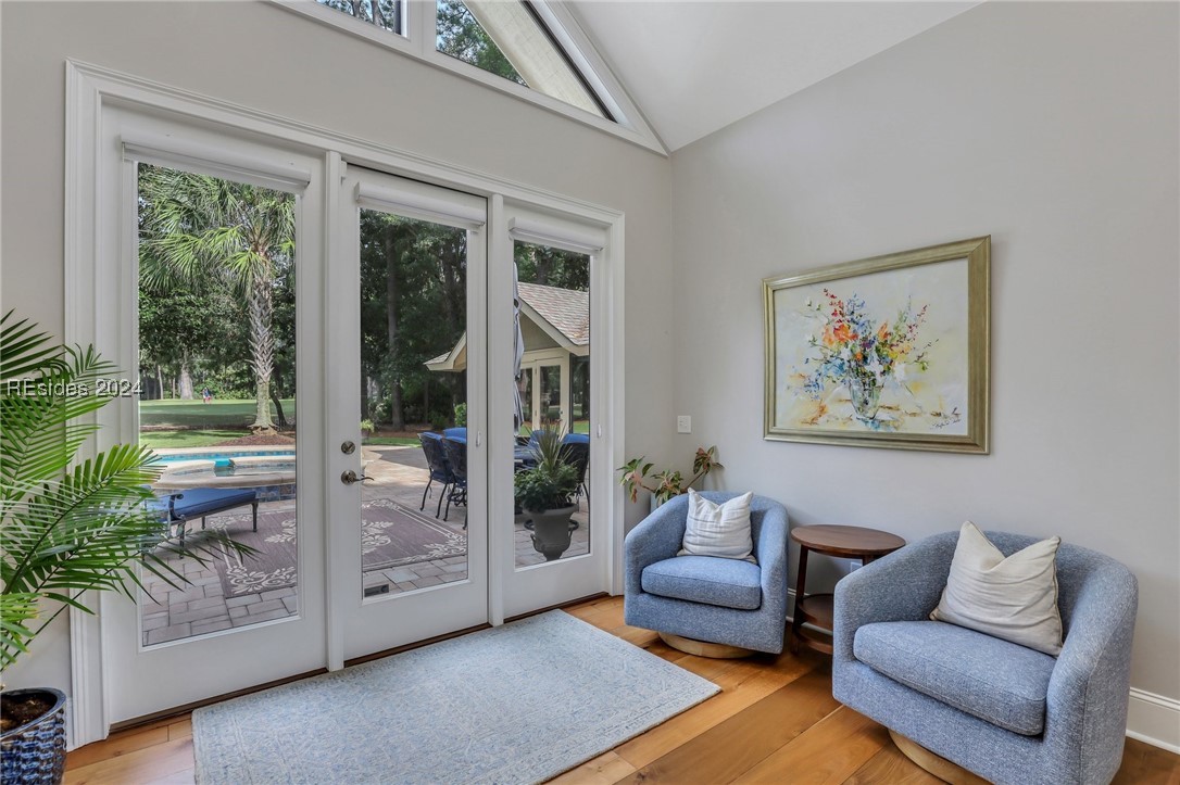 18 Willow Oak Road