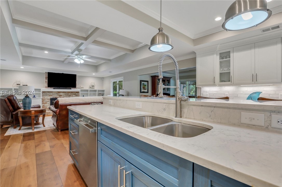 18 Willow Oak Road