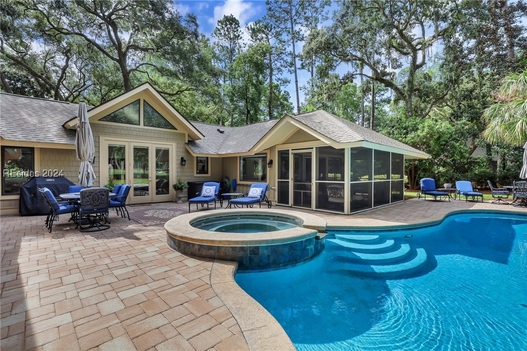 18 Willow Oak Road
