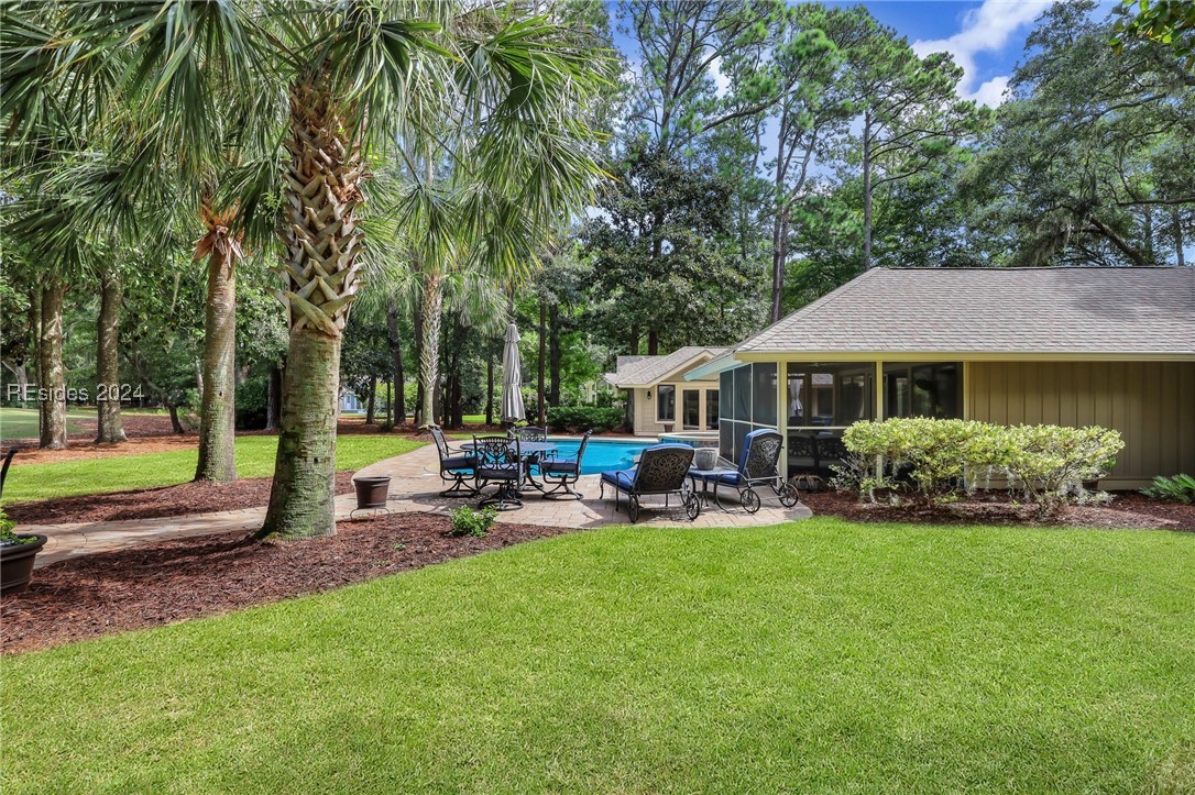 18 Willow Oak Road