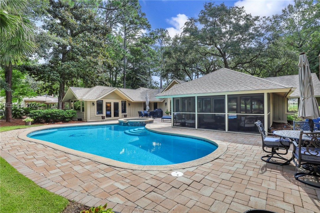 18 Willow Oak Road