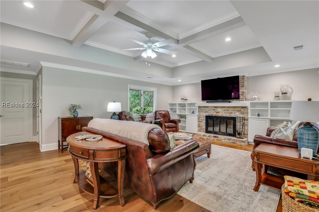 18 Willow Oak Road