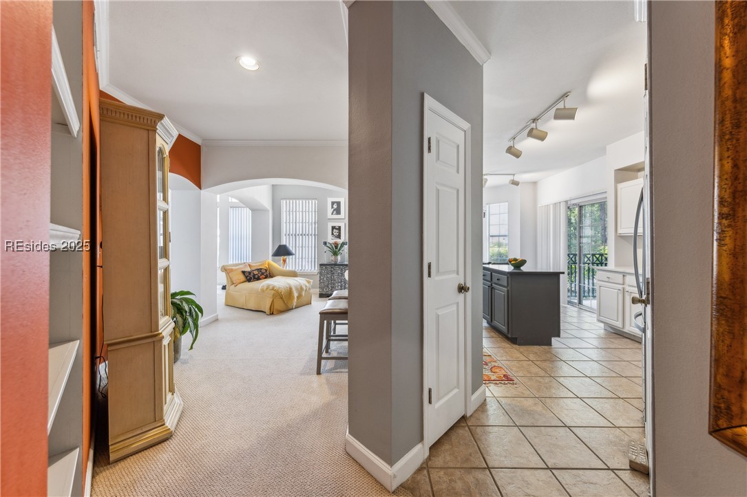 4 Indigo Run Drive Unit: 1922