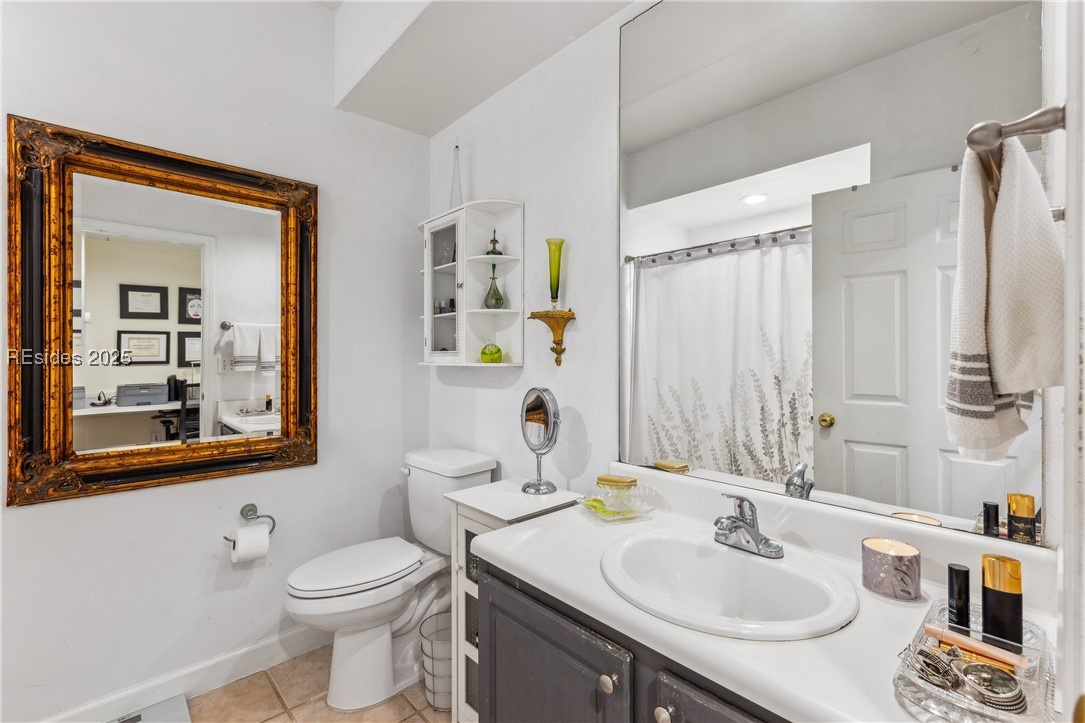 4 Indigo Run Drive Unit: 1922