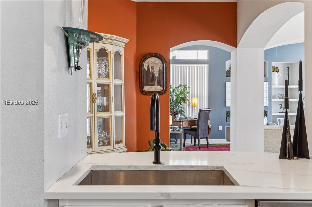 4 Indigo Run Drive Unit: 1922