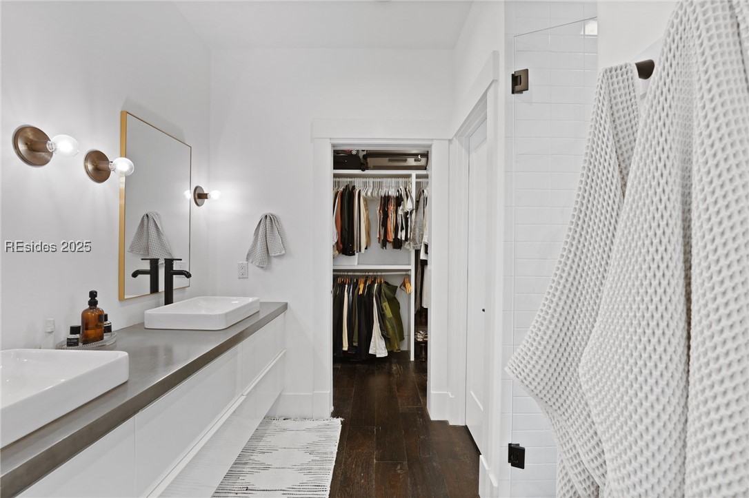 28 Tabby Shell Road