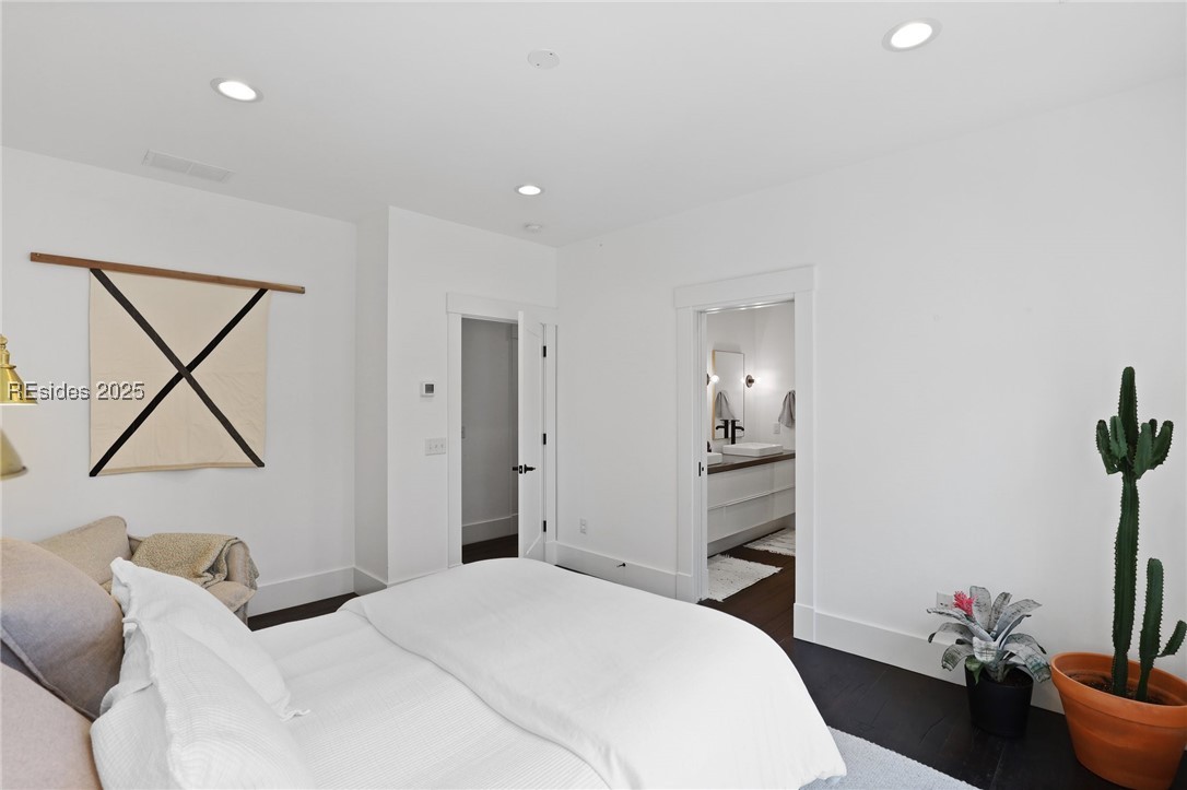 28 Tabby Shell Road