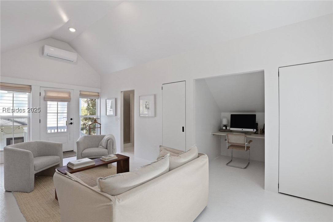 28 Tabby Shell Road
