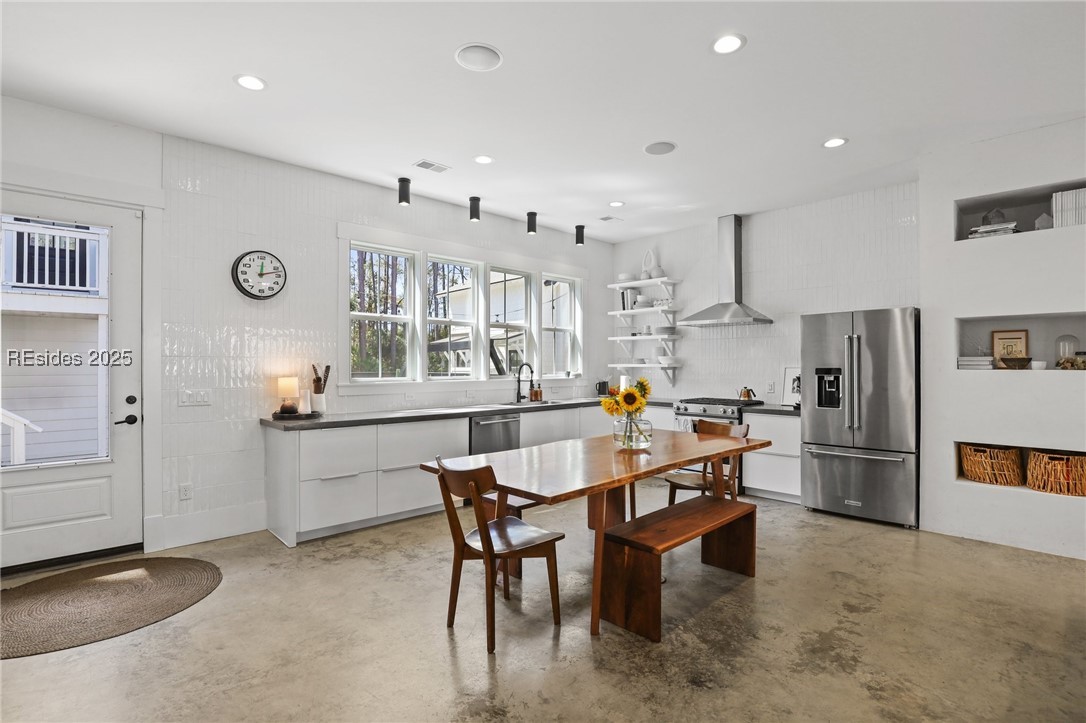 28 Tabby Shell Road