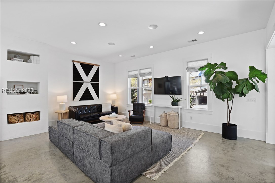 28 Tabby Shell Road