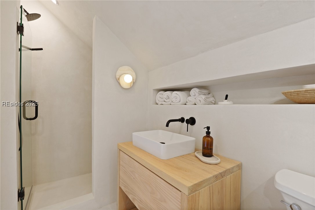 28 Tabby Shell Road