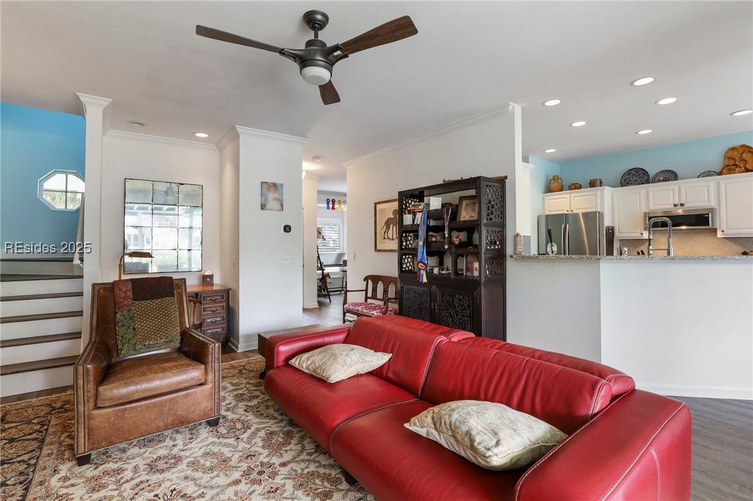 55 Victoria Square Drive