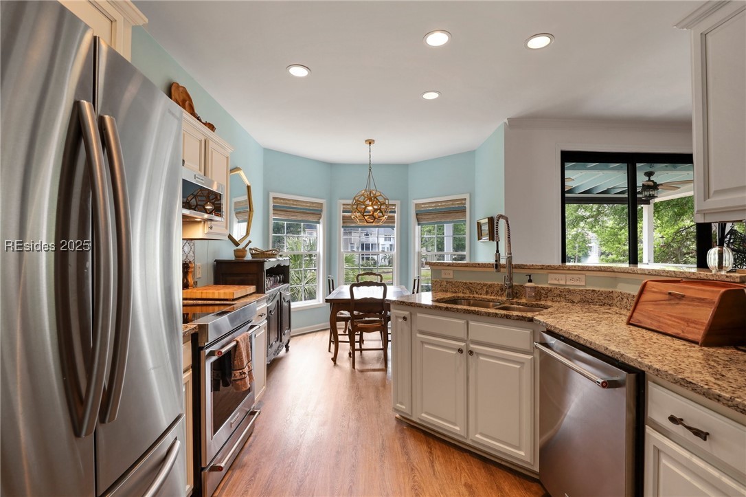 55 Victoria Square Drive