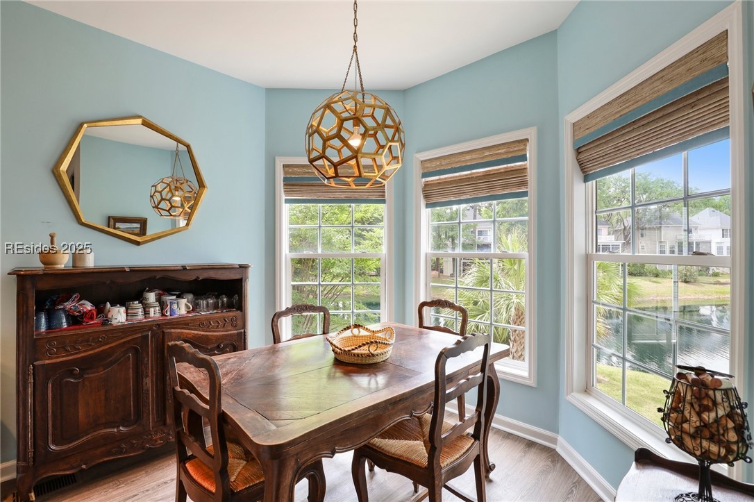 55 Victoria Square Drive